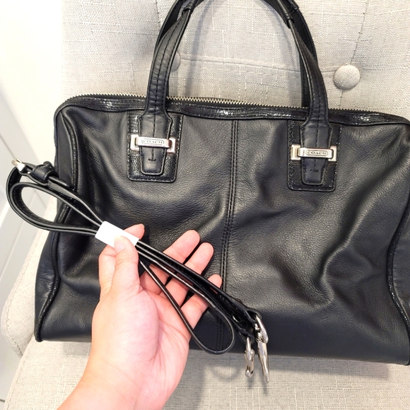 Coach Taylor Satchel Duffle Bag - Picture 4 of 10